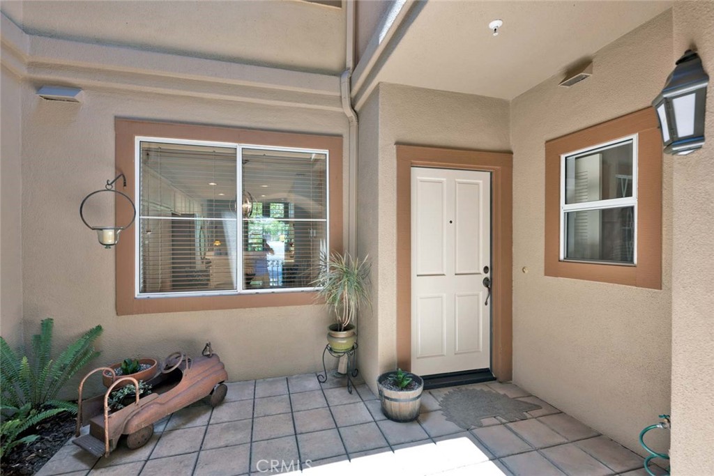 2640 Dunstan