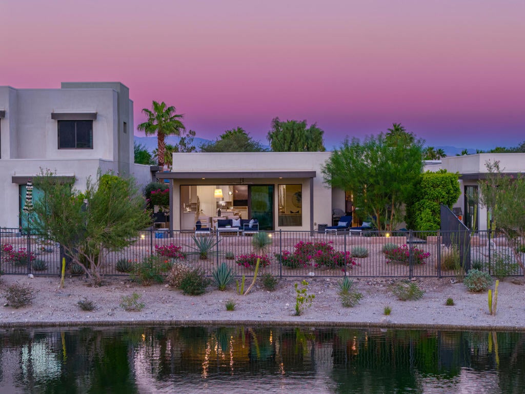 3403 Ambassador Drive