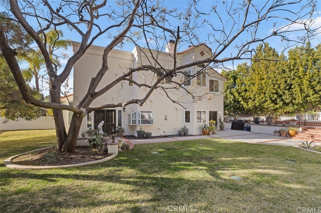 26672 Buckingham Drive