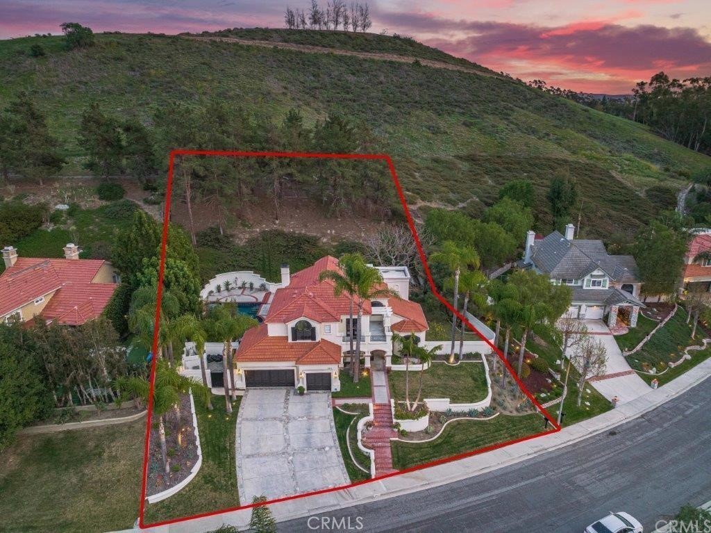 26672 Buckingham Drive