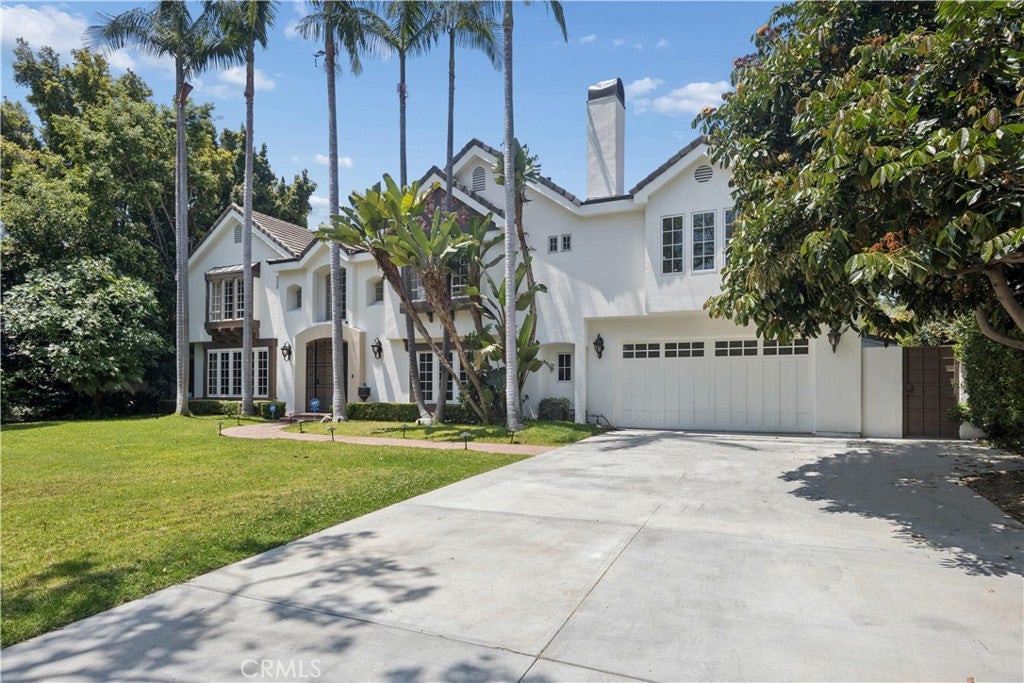 Photo of 341 N June ST, Los Angeles, CA 90004 (MLS # OC26116403)