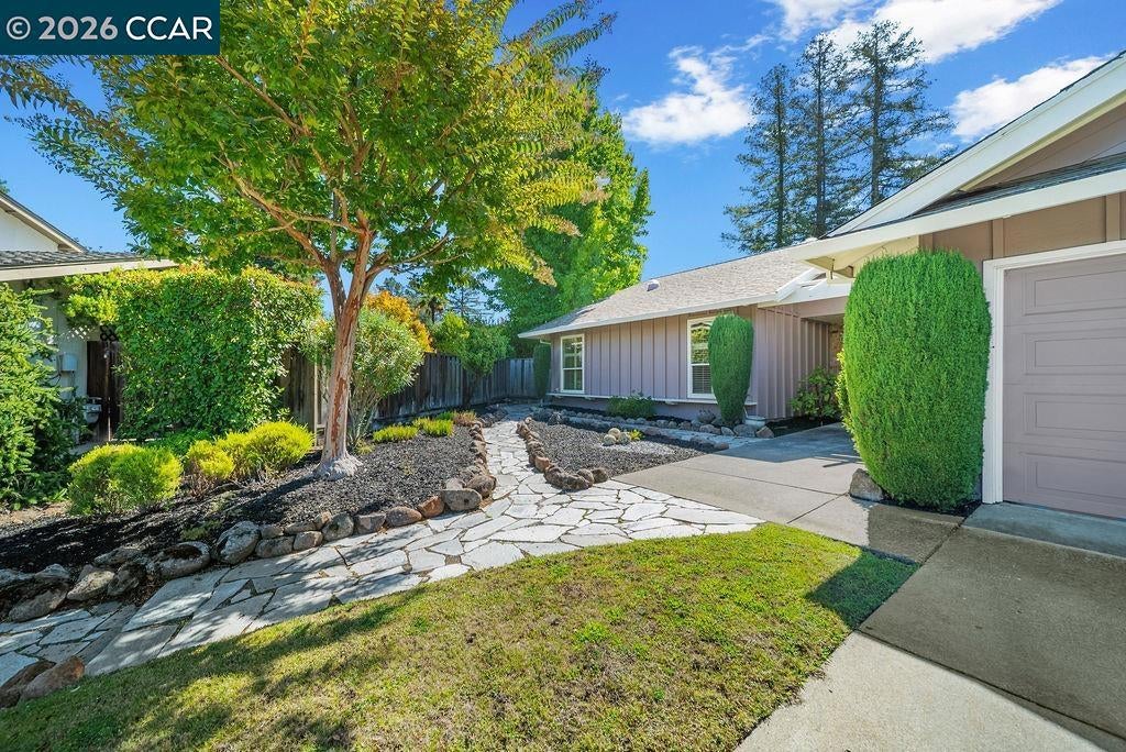 777 Palomino Ct