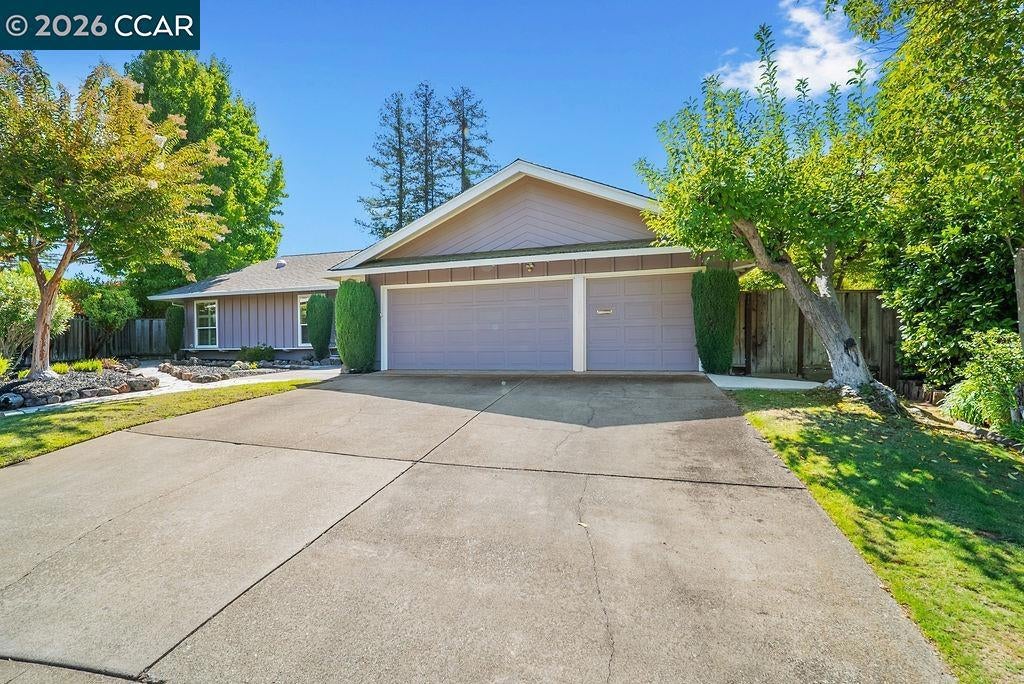 777 Palomino Ct