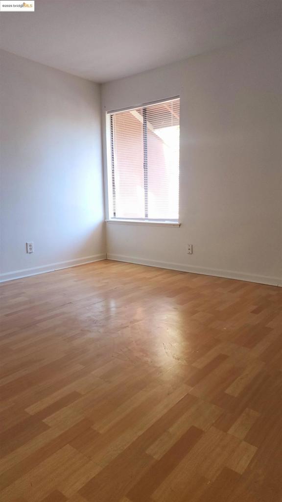 Properties 4 3702 W Benjamin Holt Dr 24