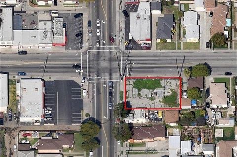 Photo of 5390 5390 Orange, Long Beach, CA 90805 (MLS # OC25229060) Photo of 5390 5390 Orange, Long Beach, CA 90805 (MLS # OC25229060)