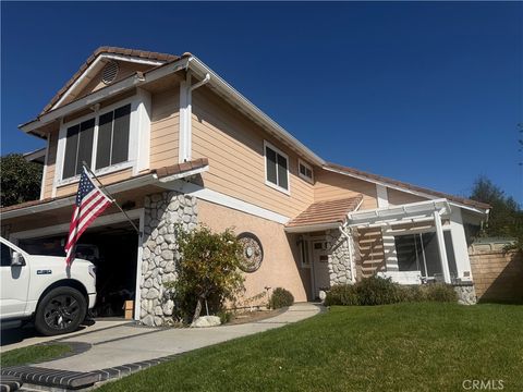 28338 Maxine Saugus CA 91350
