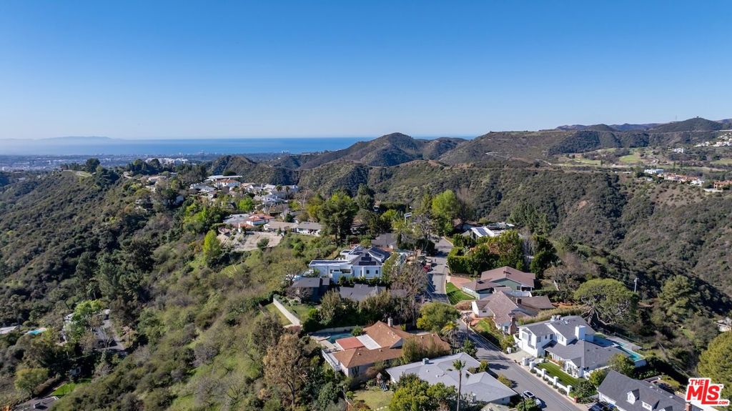2120 Linda Flora Drive