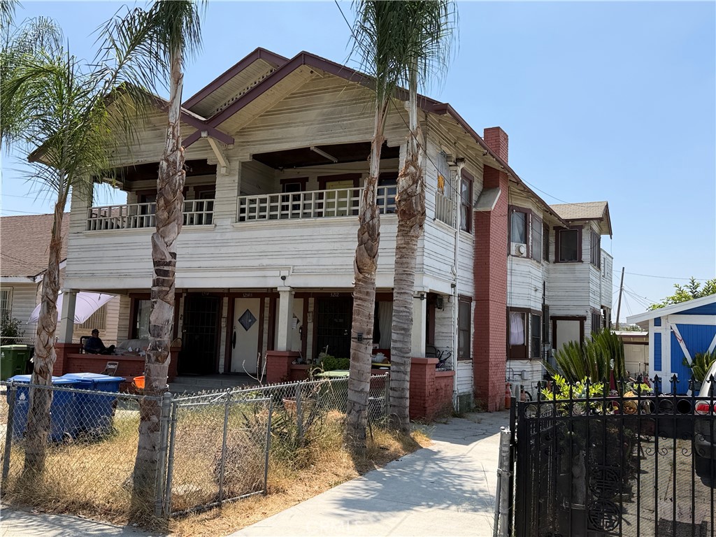 3212 Baldwin