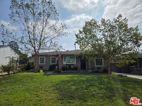 Photo of 1608 Delford Avenue, Duarte, CA 91010 (MLS # 26876725)