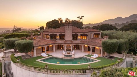 Photo of 358 Woodley Road, Santa Barbara, CA 93108 (MLS # 26689399)