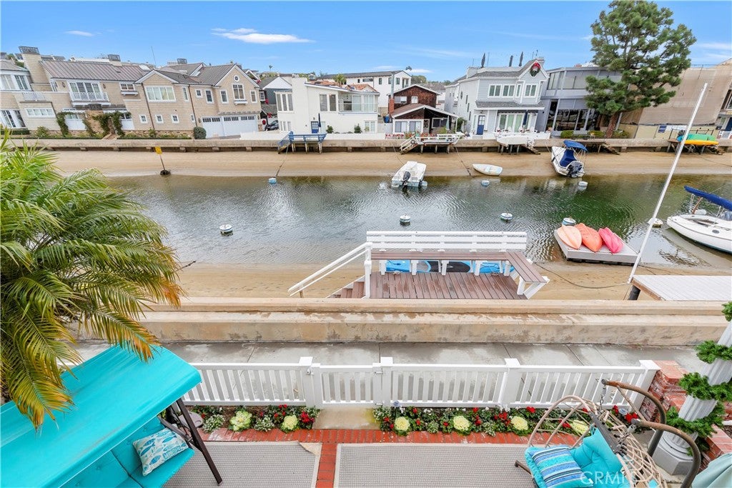 325 Grand Canal, Newport Beach CA 92662 - Photo 24