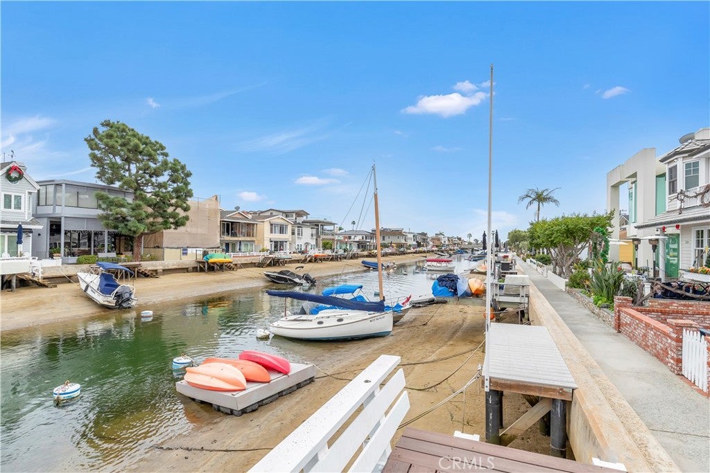 325 Grand Canal, Newport Beach CA 92662 - Photo 23