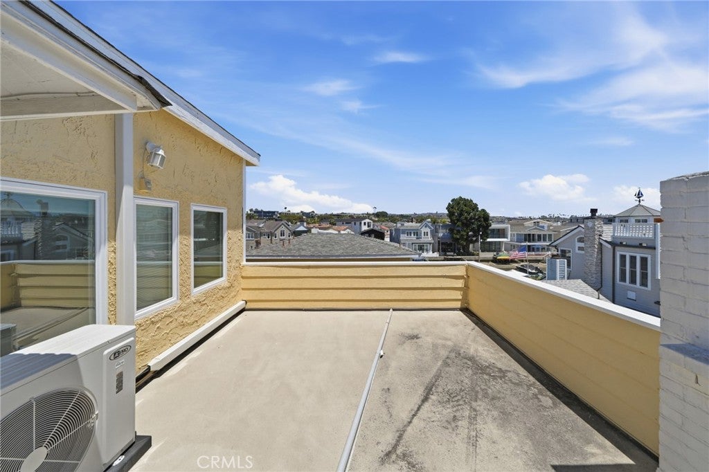 325 Grand Canal, Newport Beach CA 92662 - Photo 21