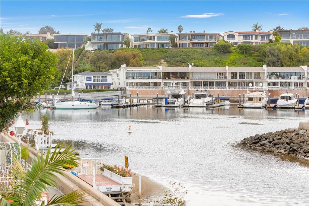 325 Grand Canal, Newport Beach CA 92662 - Photo 26