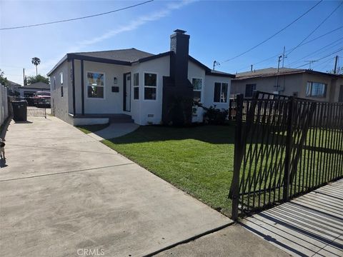 Photo of 507 N Santa Fe Ave, Compton, CA 90221 (MLS # DW26090157)