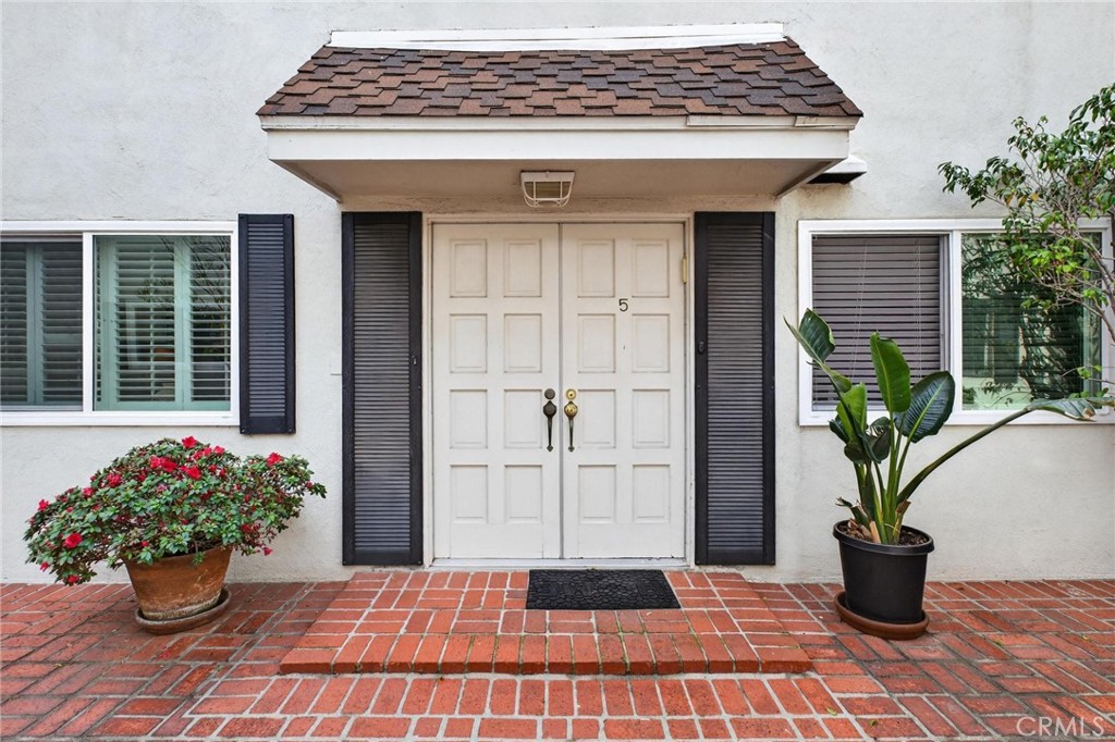 1830 Kelton Avenue 5