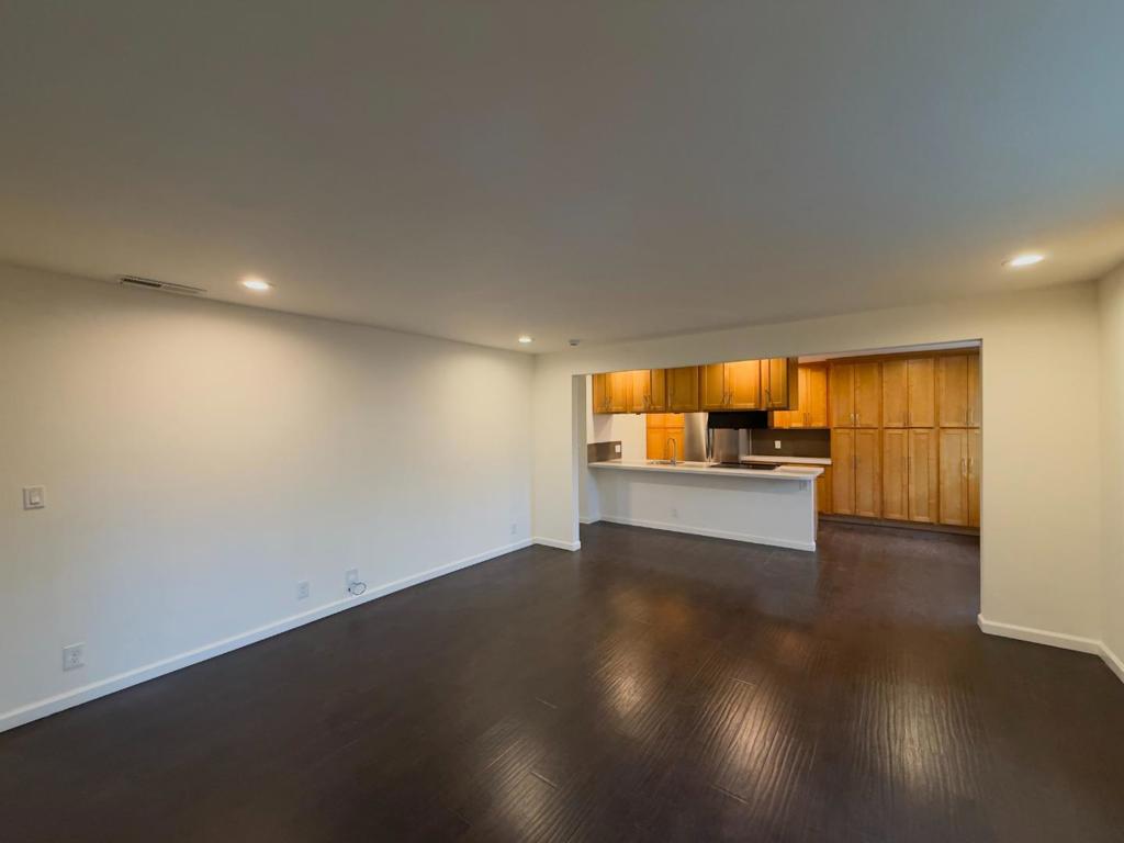 1340 William Court