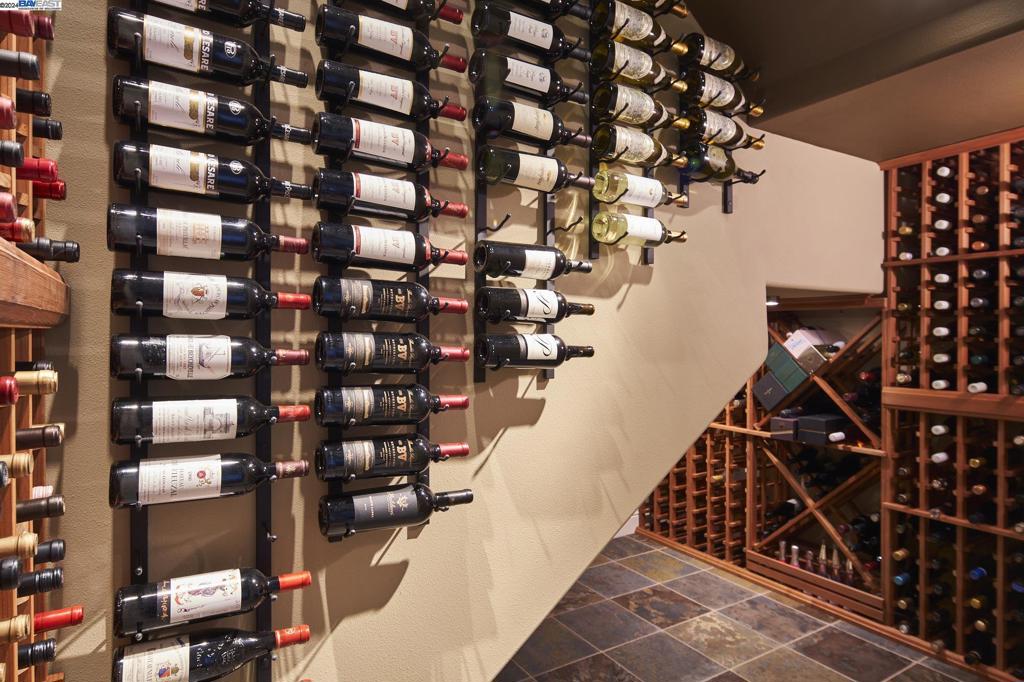 RUBY HILL - Residential