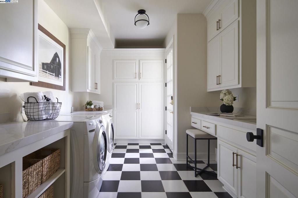 RUBY HILL - Residential