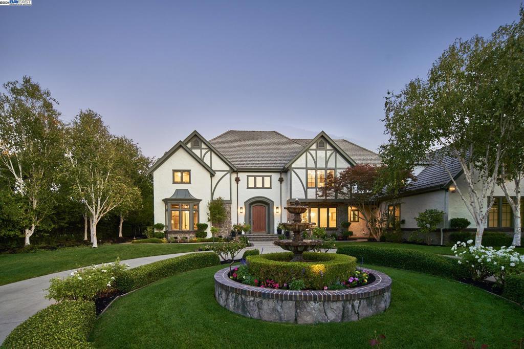 RUBY HILL - Residential