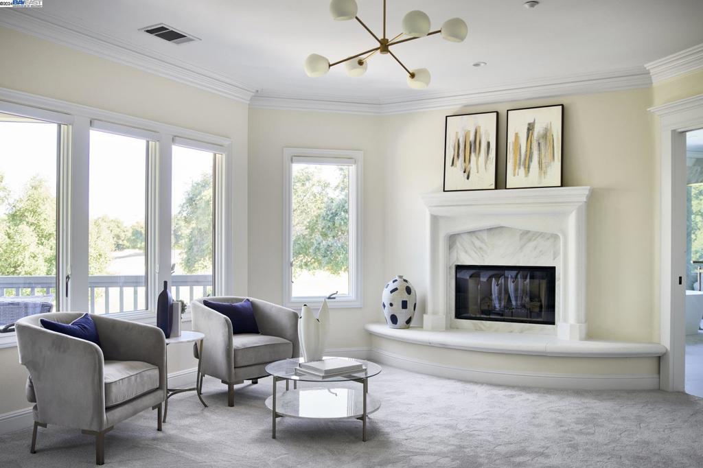 RUBY HILL - Residential