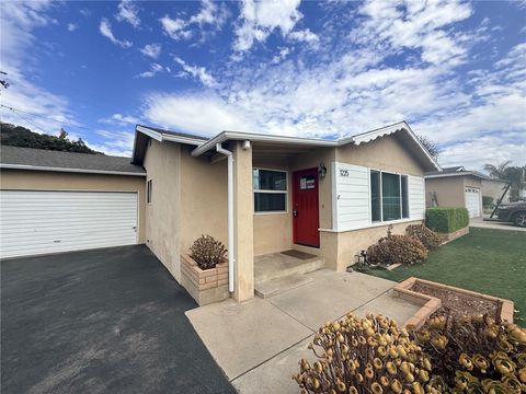 Photo of 1225 Swain Street, Glendora, CA 91740 (MLS # CV25237477)