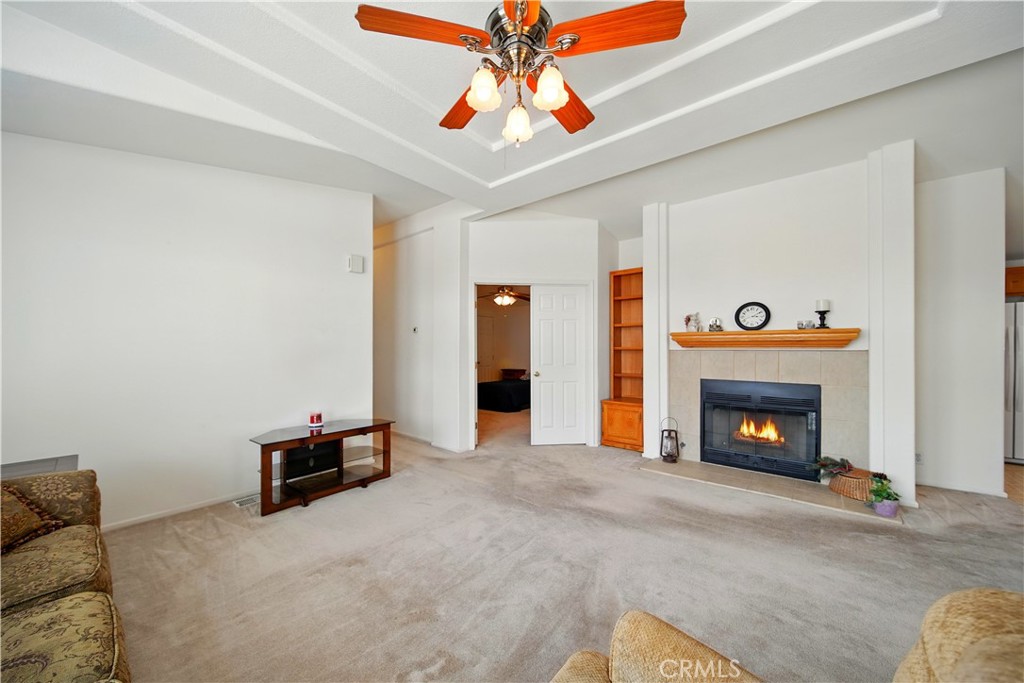1245 W Cienega Avenue 70