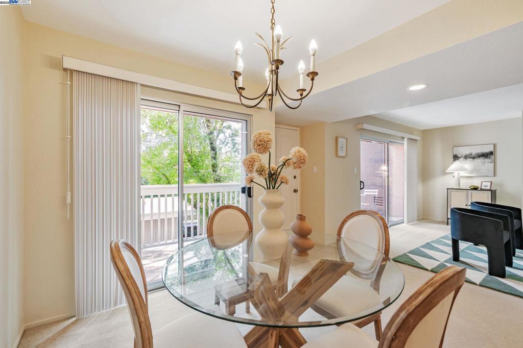 SHARON HEIGHTS - Residential