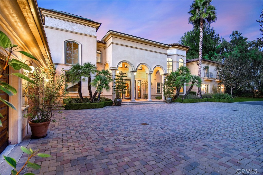 18933 La Montana Place