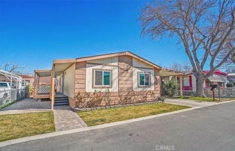 43850 20th E Lancaster CA 93535