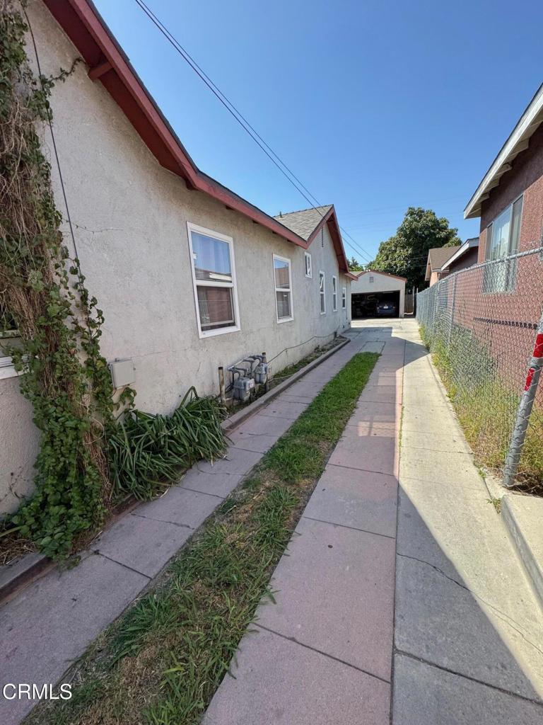 3320 Tenaya Avenue