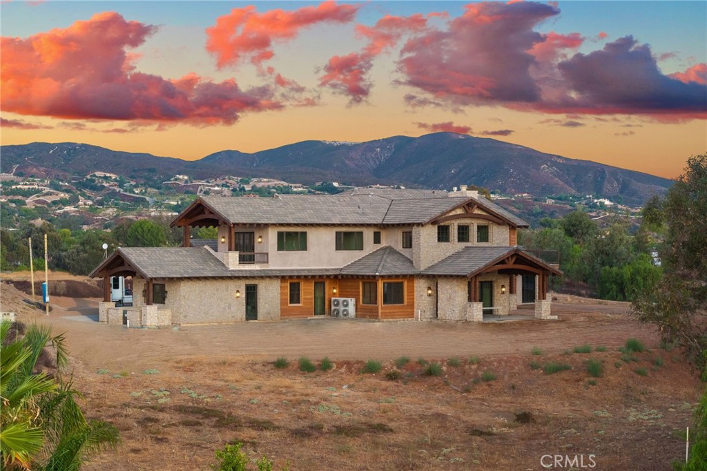 35995 Summit Circle
