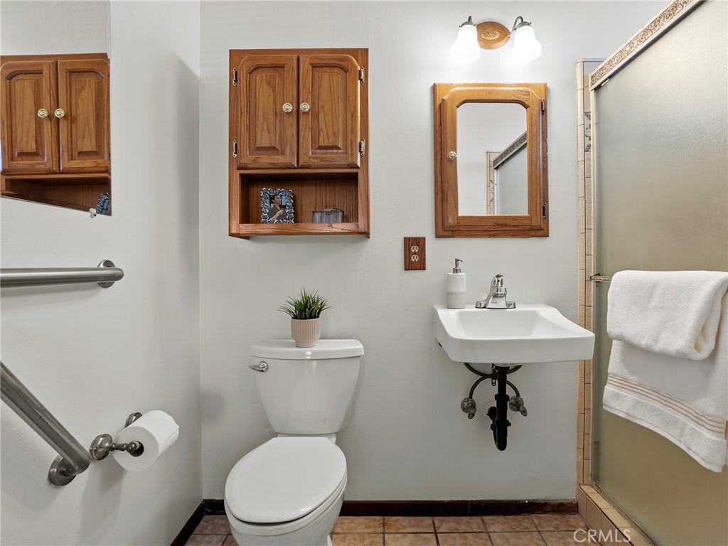 Santa Barbara: Other (80) - Residential