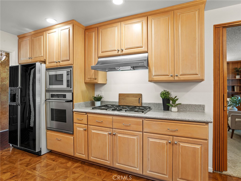 Santa Barbara: Other (80) - Residential