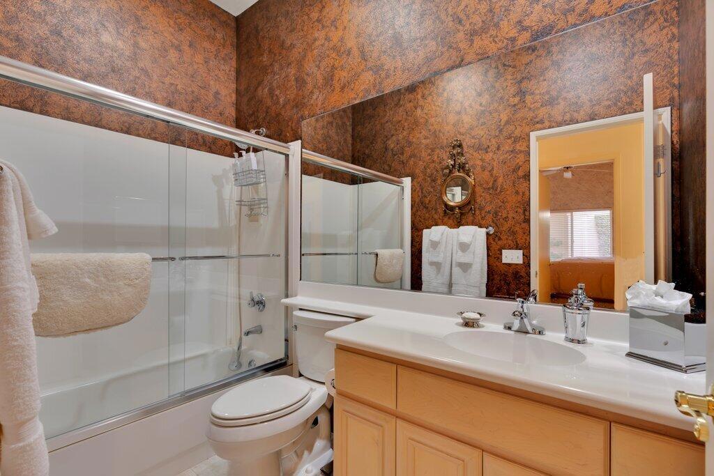 Rancho Mirage C.C. - Residential Lease