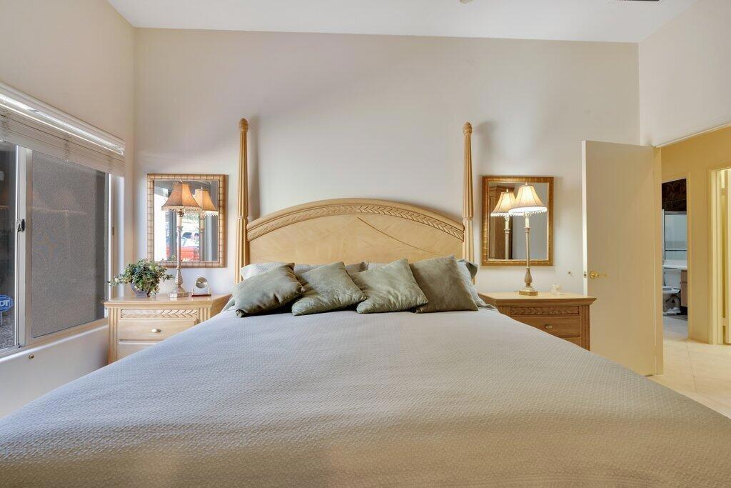Rancho Mirage C.C. - Residential Lease