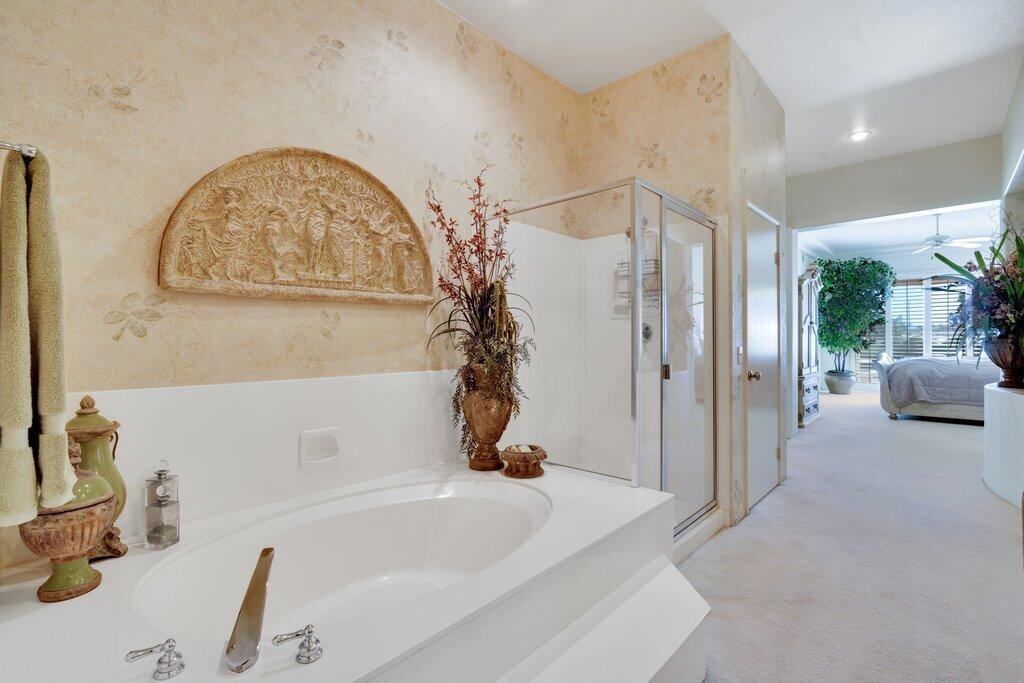 Rancho Mirage C.C. - Residential Lease