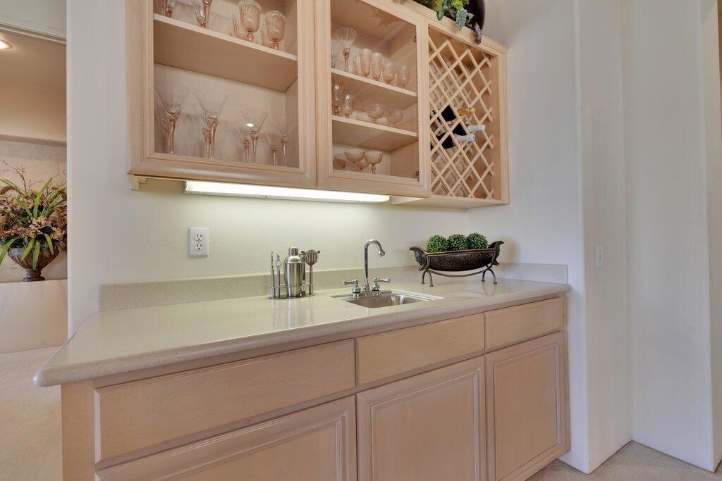 Rancho Mirage C.C. - Residential Lease