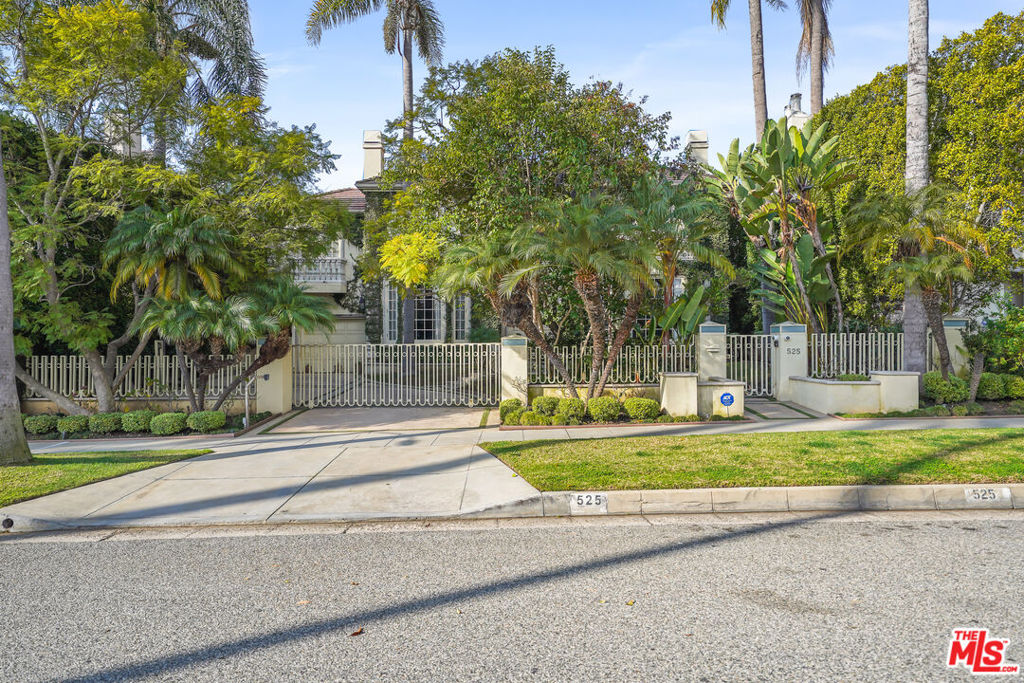 525 N Hillcrest Road