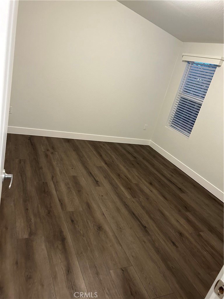 9850 Garfield Ave 18