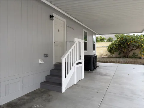 9850 Garfield Ave Unit 18, Huntington Beach, CA 92646 - MLS#: OC25241854