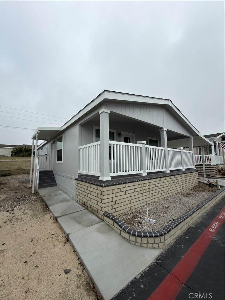 9850 Garfield Ave 18