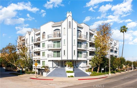 Photo of 4401 Sepulveda Boulevard #107, Sherman Oaks, CA 91403 (MLS # SR25191703)