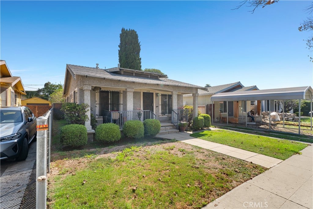 2928 Virginia