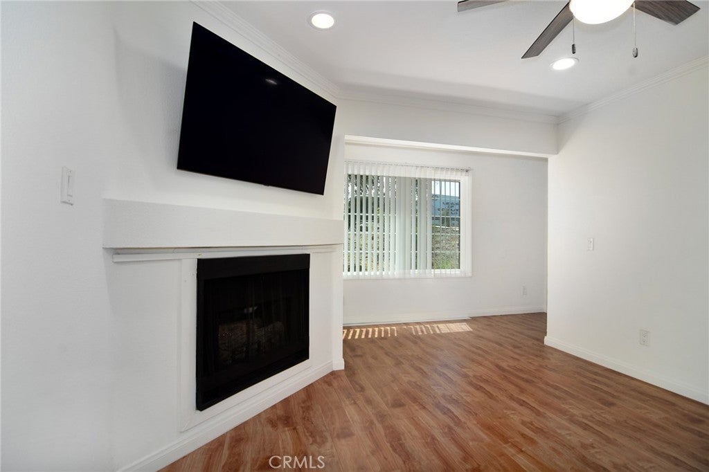 5525 Canoga Avenue 124