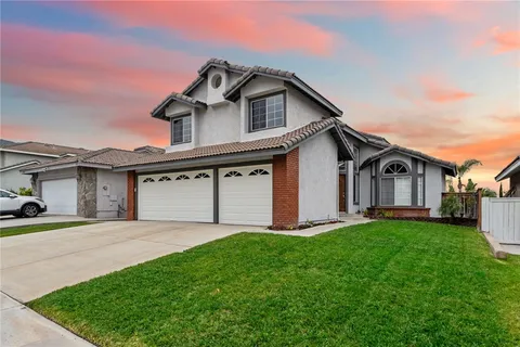 1216 Suncrest Drive, Corona, CA 92882 - MLS#: IG25085885
