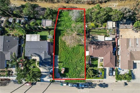 Photo of 5275 Norway Drive, Ventura, CA 93001 (MLS # SR26009793)