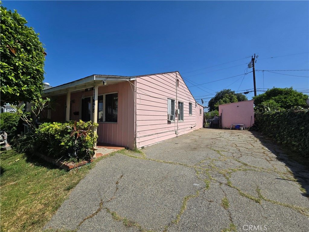 Photo of 11428 Leland Ave, Whittier, CA 90605 (MLS # CV26063137)