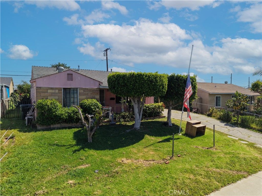 Photo of 11428 Leland Ave, Whittier, CA 90605 (MLS # CV26063137)