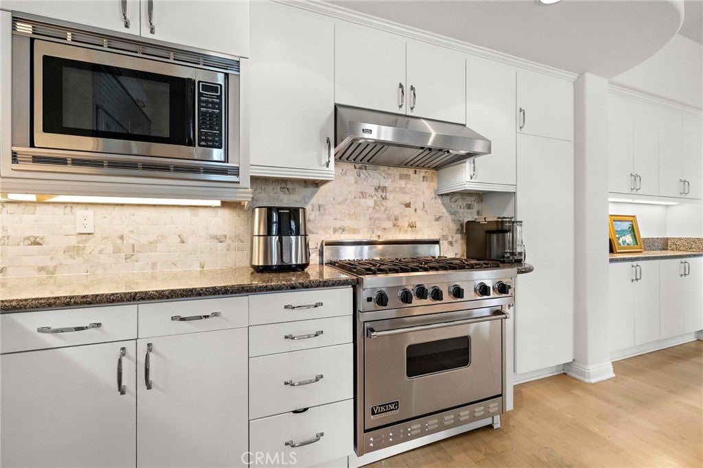 2741 Bungalow, Corona Del Mar CA 92625 - Photo 13